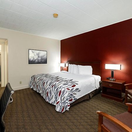 Red Roof Inn & Suites Hazleton Eksteriør billede