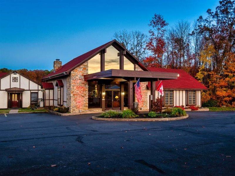 Red Roof Inn & Suites Hazleton Eksteriør billede