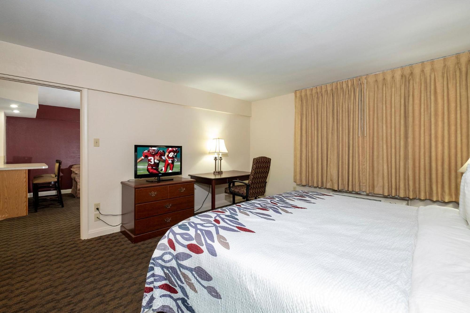Red Roof Inn & Suites Hazleton Eksteriør billede