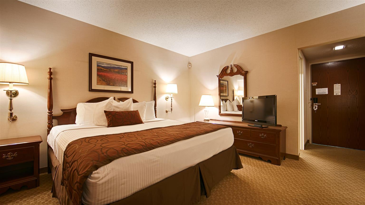 Red Roof Inn & Suites Hazleton Eksteriør billede